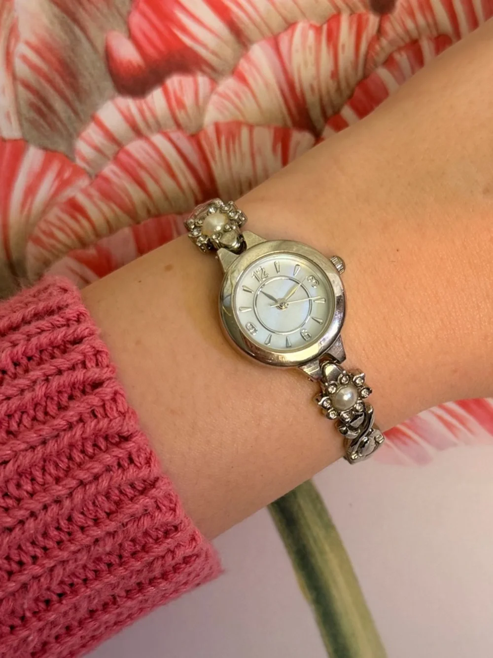 Vintage Silver Women's Floral Accent Bracelet Watch